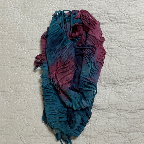 Multicolor Textured Scarf - Picture 2 of 2
